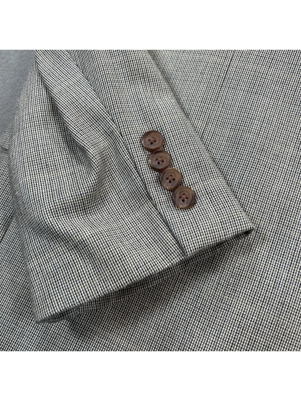 Ralph Lauren 43R Men’s Gray Silk & Wool Blazer 2 Button Business Casual Formal